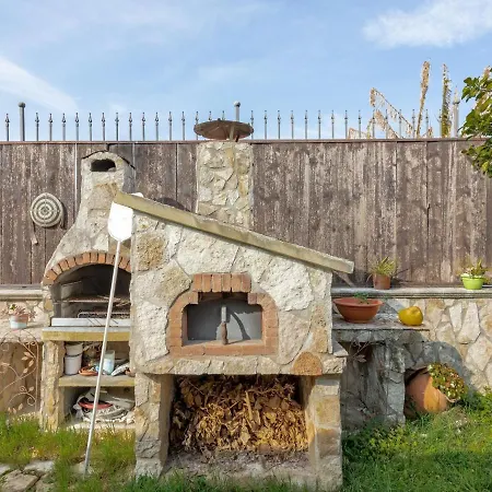Luxurious In Napoli With Swimming Pool Giugliano In Campania